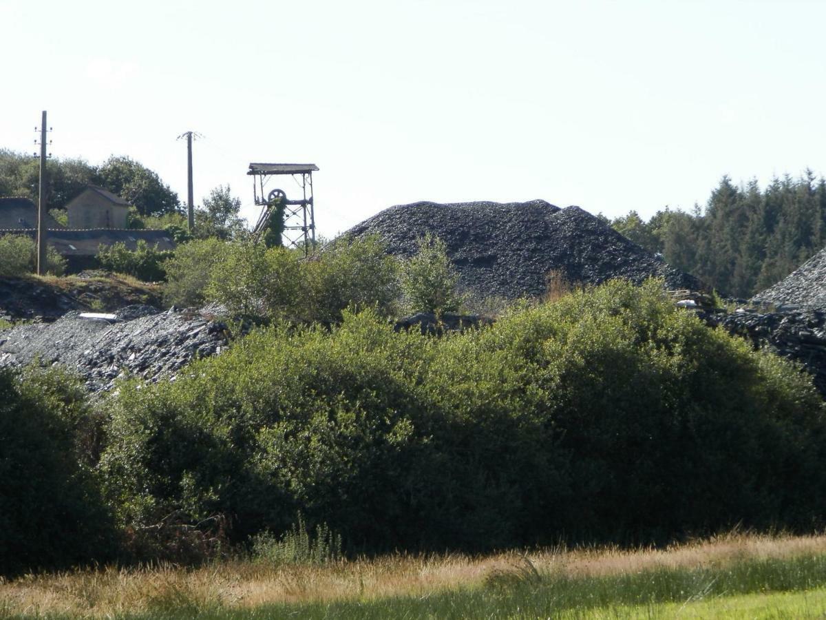 Vallee Des Ardoisieres Mael-Carhaix Exterior foto